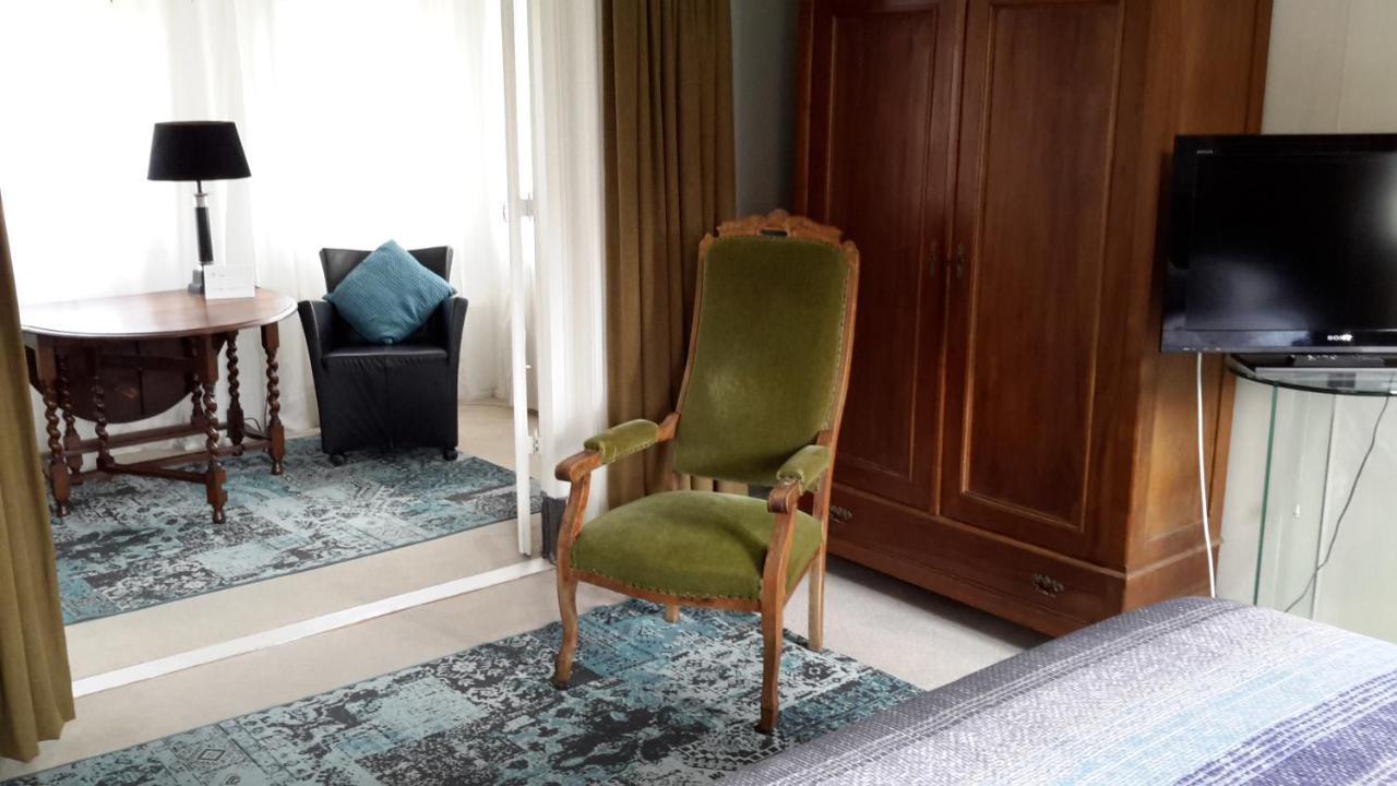 Place 2 Be Bed and Breakfast Eindhoven Exteriör bild
