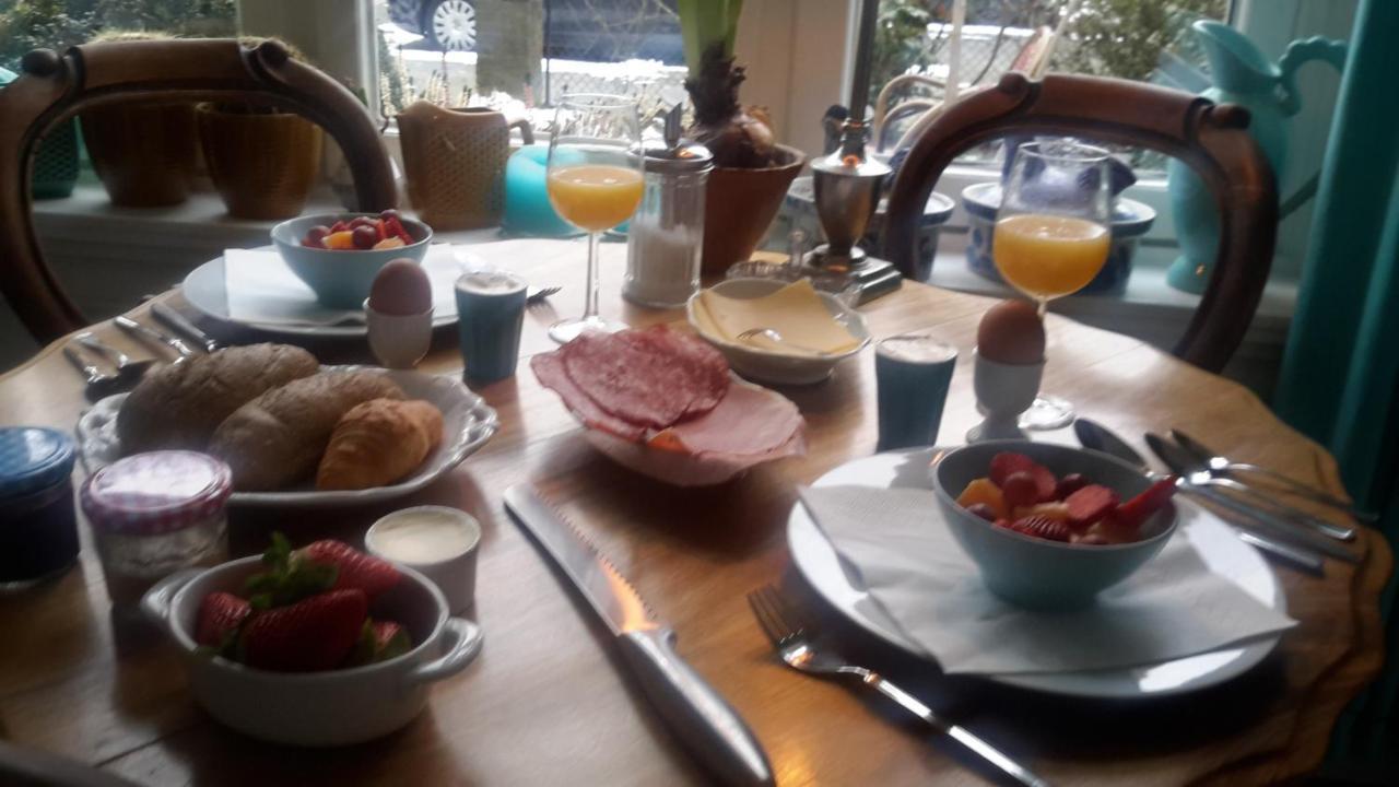 Place 2 Be Bed and Breakfast Eindhoven Exteriör bild